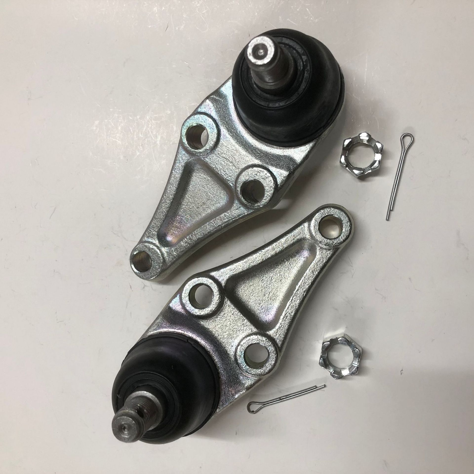 For MR508 130 411A 072 411 A073 SB7845 V73 L 200 Pa Jero rear ball head