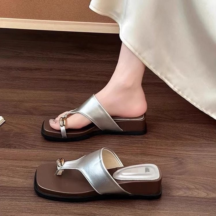 Casual francés con zapatillas de taco de dedo de dedo para mujeres de verano 06 nuevas zapatillas de playa de vacaciones de playa zapatillas romanas image 3