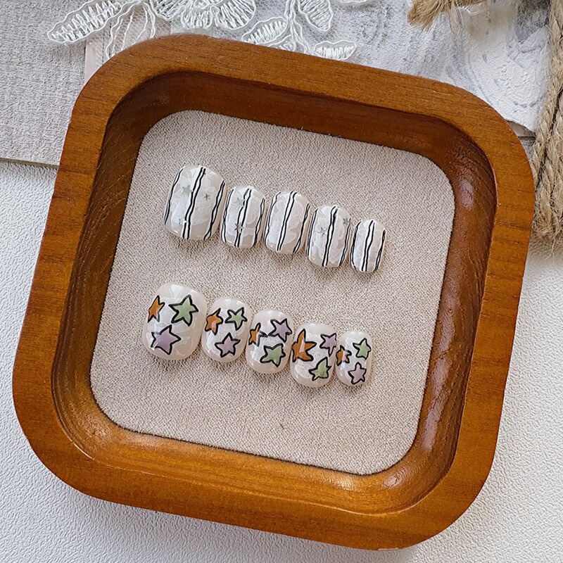 Handmade Wearable Nails with Healing Design, Hand-Painted Floral Patterns, Brown Coffee Texture, High-End Artistic Style Thin Nail Pieces Finished Product Handmade Wearable Nails with Healing Design, Hand-Painted Floral Patterns, Brown Coffee Texture, High-End Artistic Style Thin Nail Pieces Finished Product