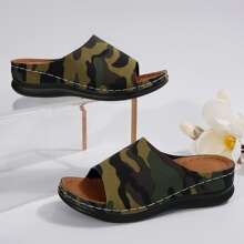 B 76244 Fish Mouth Wedge Beach Camouflage Leopard Sandals ��