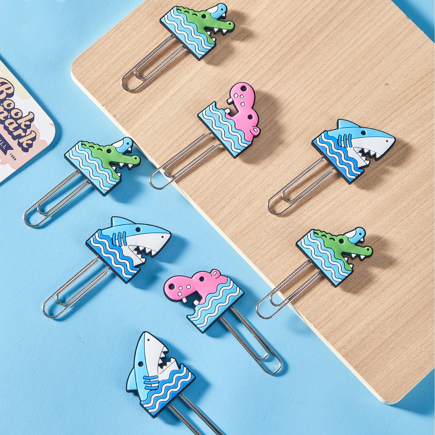 Bonitos marcadores de dibujos animados canciones de estudiantes pines de marcadores clip de metal clip clip de forma especial clip de regalo de decoración en forma de corazón