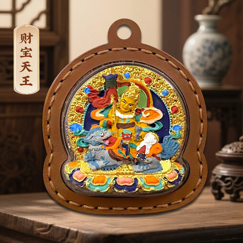 六臂绿度母五爷扎基拉姆黄财神皮壳嘎乌盒立体手绘擦擦唐卡吊坠|undefined