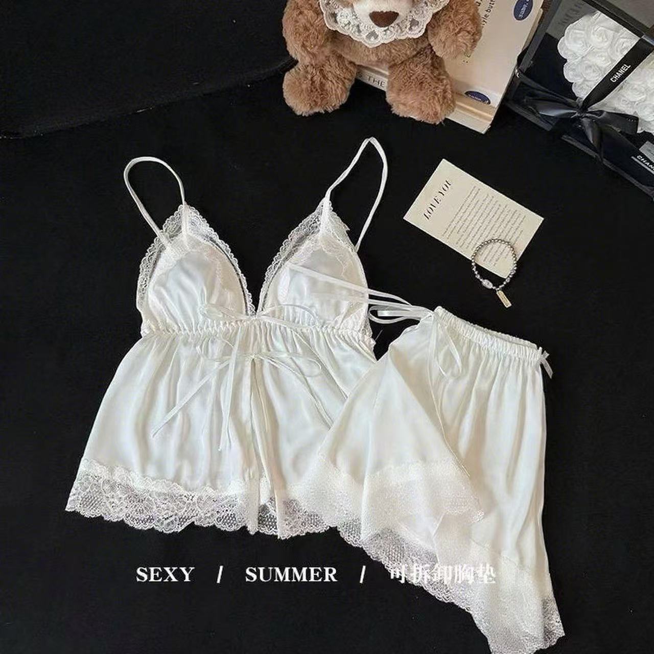 『슬링 세트 8352 밀크 화이트』