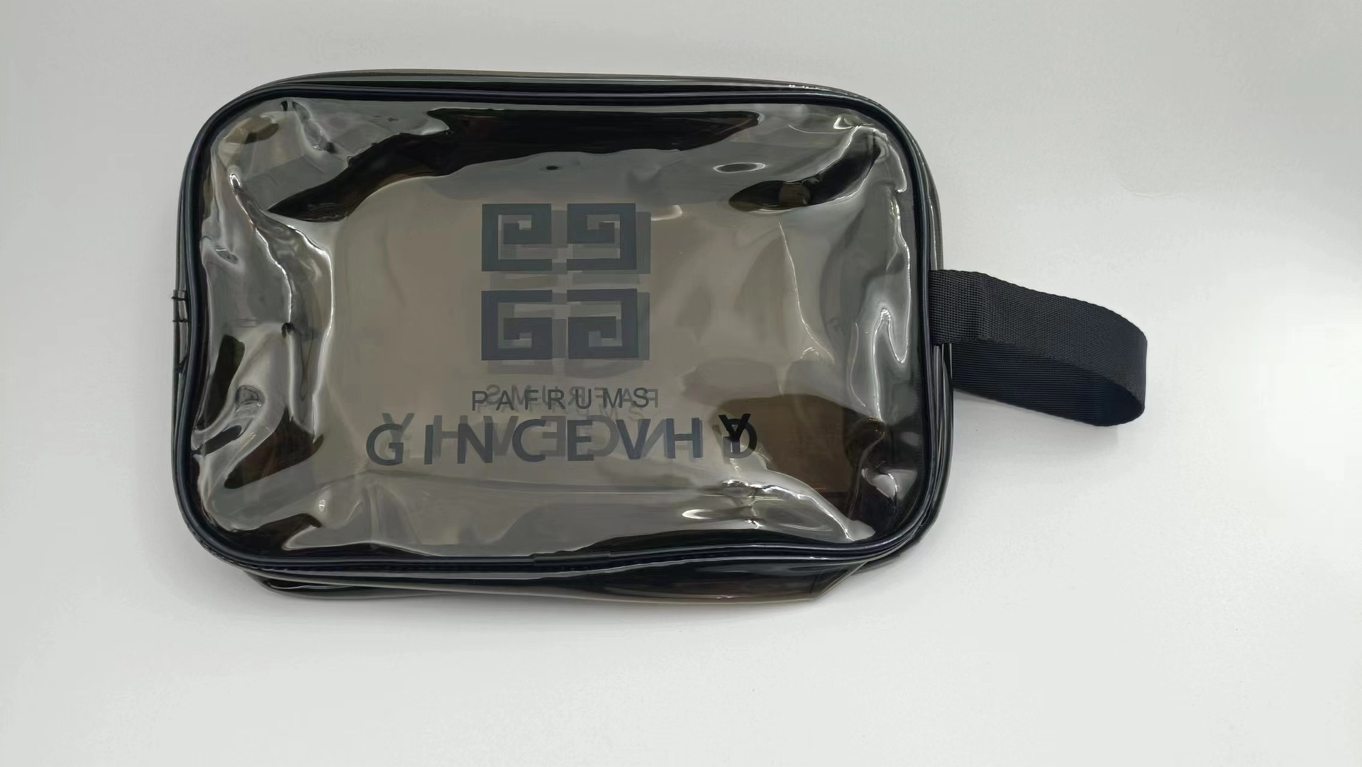 Gris medio negro de una sola capa