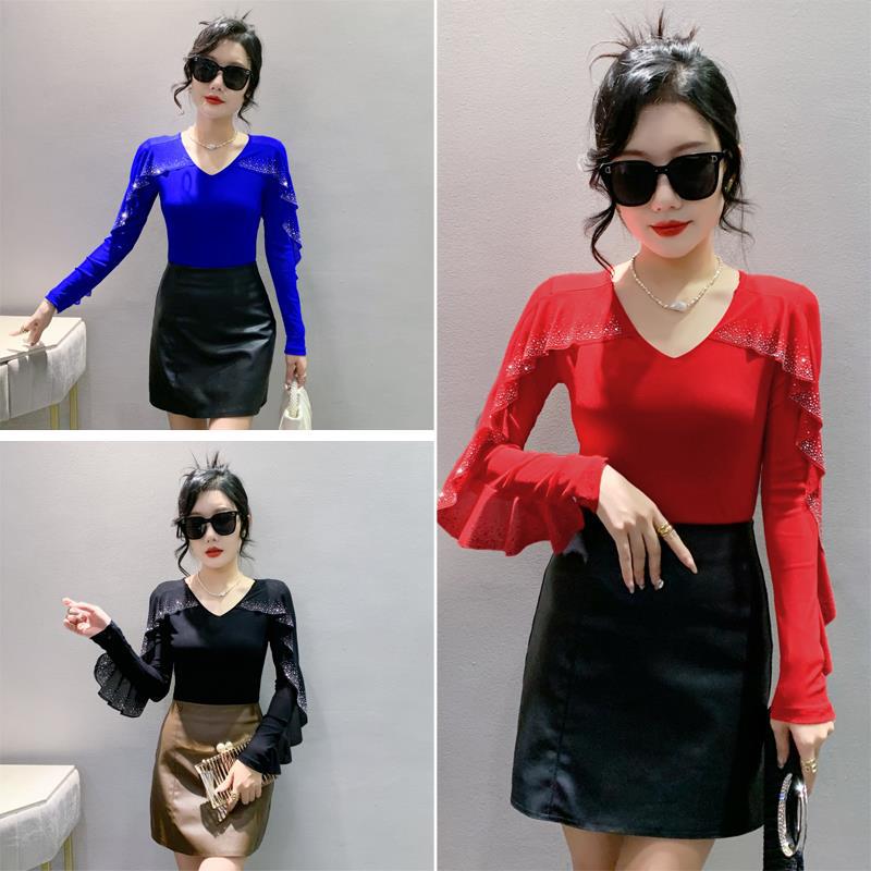 Real shot 2024 primavera nueva malla de moda cuello redondo ahueca hacia fuera el trabajo pesado con volantes rhinestone caliente del todo-fósforo de manga larga de las mujeres top