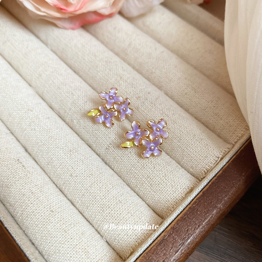 Pendientes de flores de aceite de gota de aguja de plata Pendientes de todo fósforo de moda dulce y suave Pendientes de temperamento fresco pequeño, sentido de clase alta de nicho