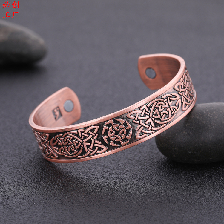Foreign trade Greece popular wisdom owl disco girl Street girlfriends couple opening bracelet