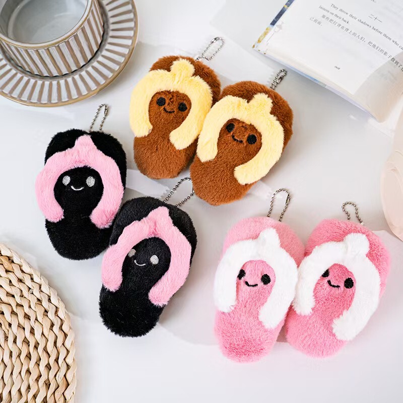 Cartoon Creative Beach Flip-Flops Plush Doll Bag Pendant Decoration Small Toy Keychain Flip-Flop Ornament Gift Cartoon Creative Beach Flip-Flops Plush Doll Bag Pendant Decoration Small Toy Keychain Flip-Flop Ornament Gift