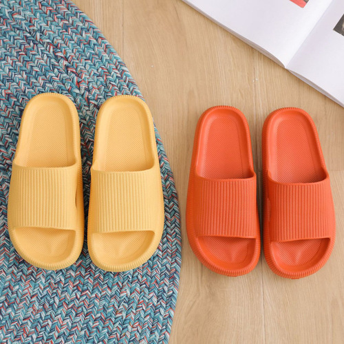 Men and Women Couple's 4cm Thick Sole Slippers  Summer New Arrival Men's Indoor Suede Feeling Rubber Slippers EVA Women's Slippers
