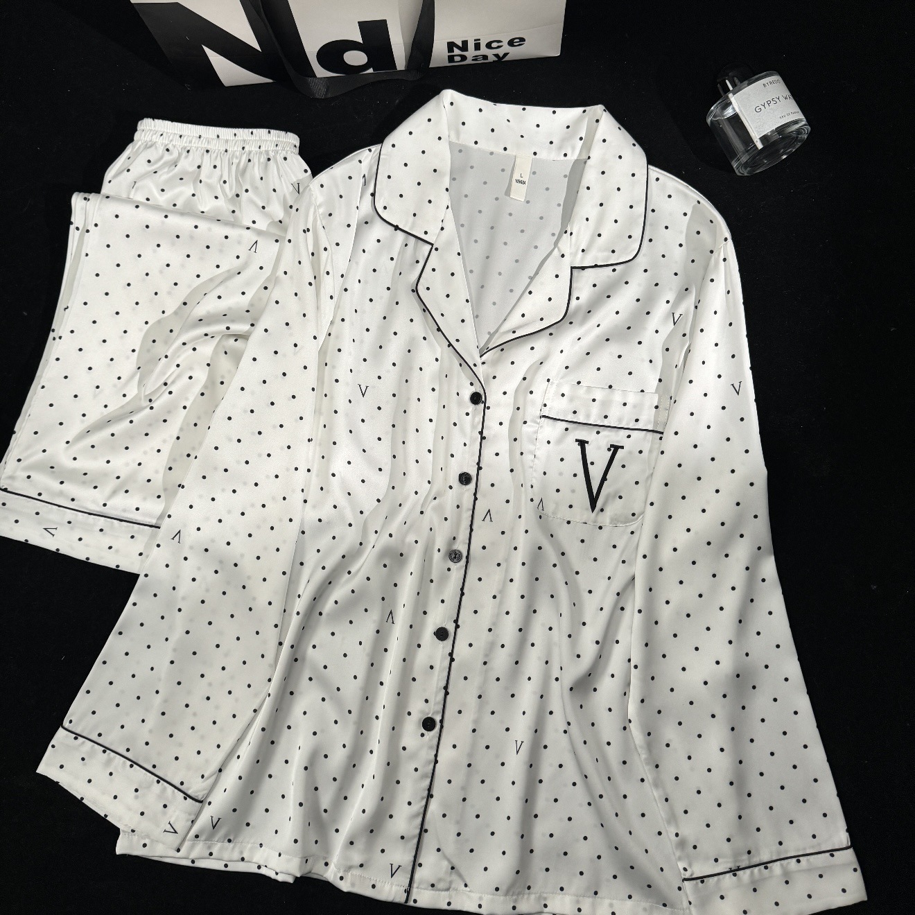 폴카 도트 - 긴 소매와 바지