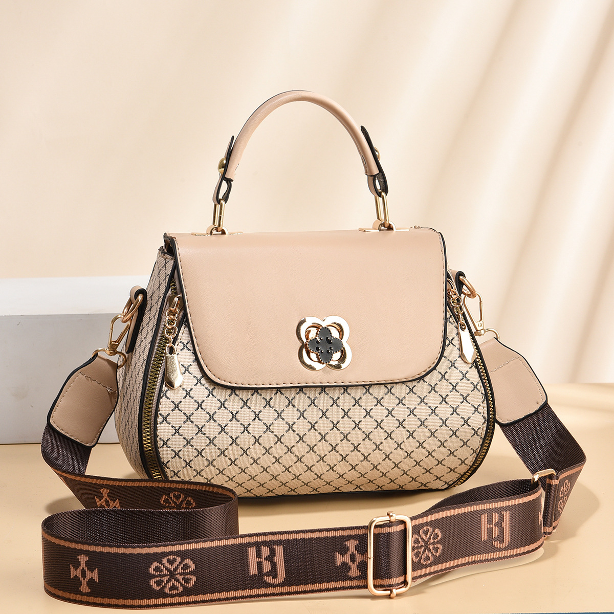 Nuevo bolso de mujer bolso pequeño bolso retrógrado bolso de hombro bolso de textura bolso de mochila simple estilo universal