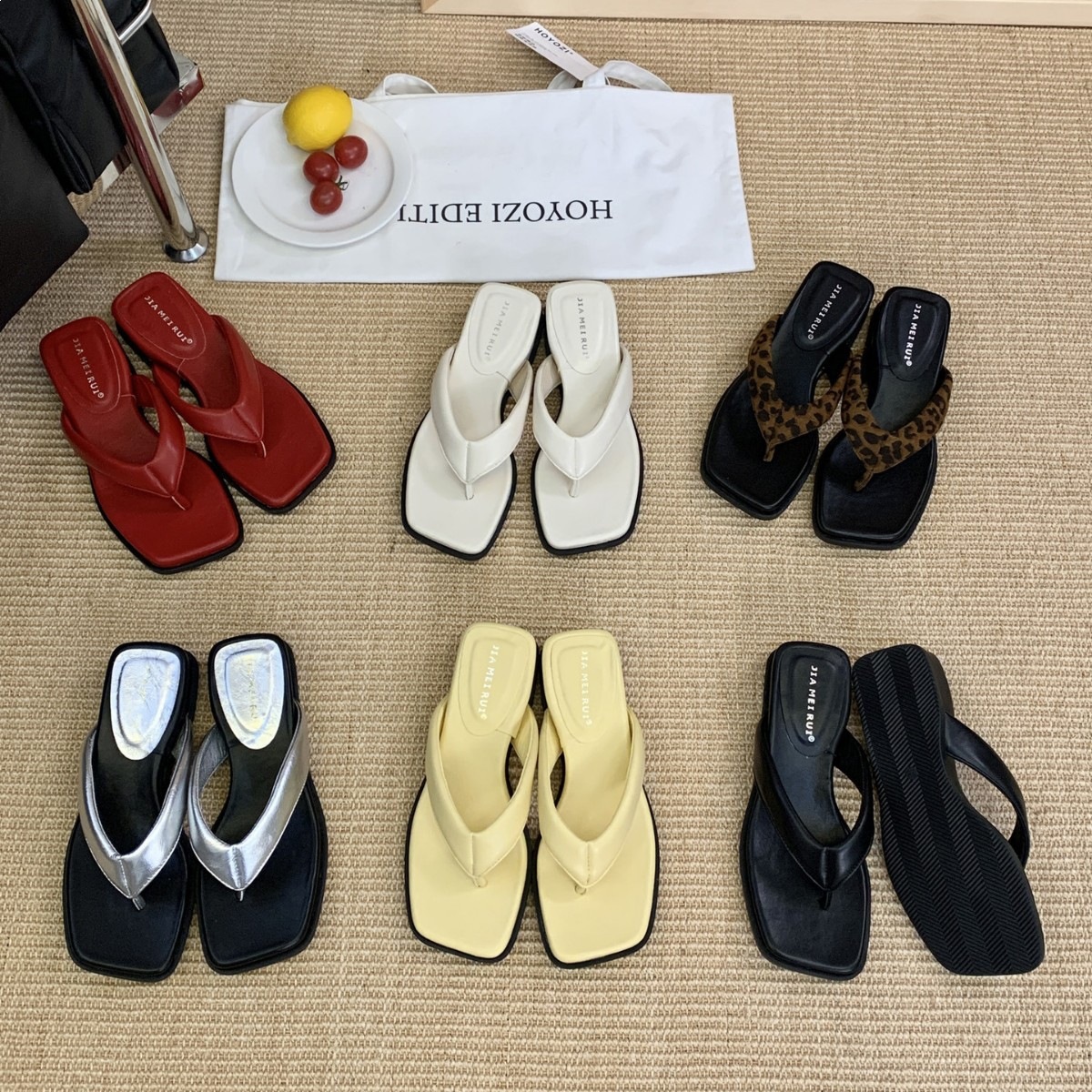 Women's Summer Outdoor Wedge Flip-Flops 2026 New Resort Style Silver Beach Shoes Square-Toed Thong Sandals For Women_voghion.com