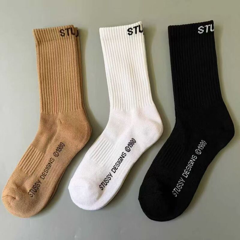 Stussy socks for men and women, towel-soled sports socks, embroidered socks, Stussy basketball socks, wholesale professional sports socks Stussy socks for men and women, towel-soled sports socks, embroidered socks, Stussy basketball socks, wholesale professional sports socks
