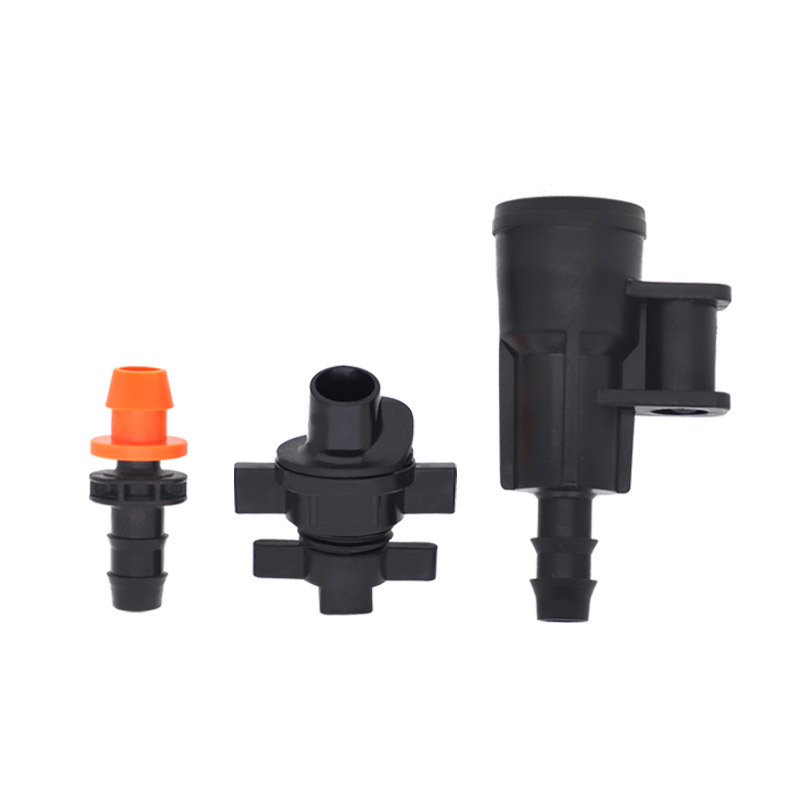 El precio unitario de la conexión de la manguera 2 no incluye impuestos