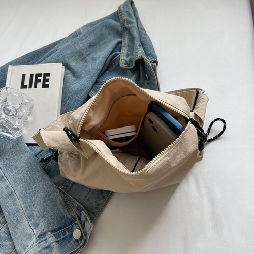 Shoulder bag pleated solid color Korean style outdoor large capacity crossbody bag casual texture simple fashion bag wholesale for women