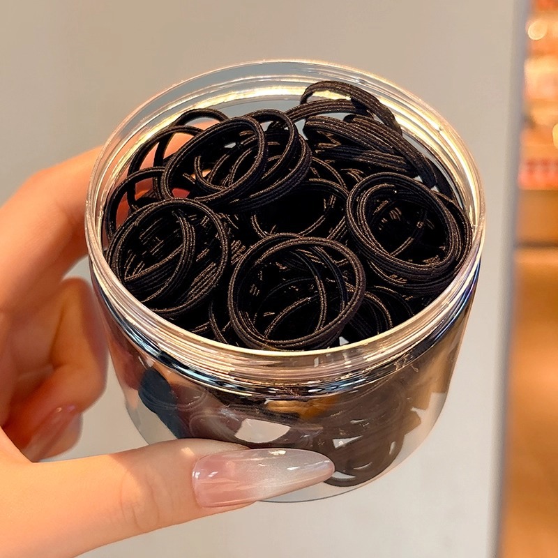 El volumen de cabello del bebé es pequeño, la cuerda para la cabeza es linda, la banda elástica para el cabello de las niñas no daña la cuerda para el cabello