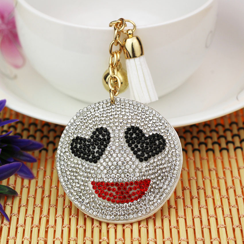 Nuevo creativo cara sonriente coreana llavero de diamante de moda borda de dama bolsos colgantes joyerías de comercio exterior al por mayor