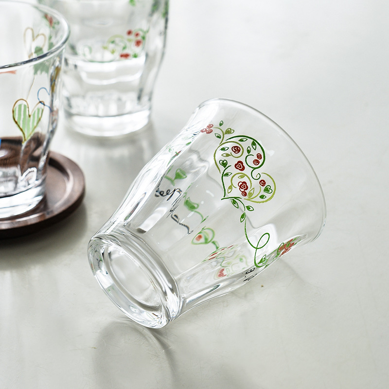 Taza de jugo de importación japonesa hermosa taza de vidrio moderna simple casera pequeña taza de agua fresca