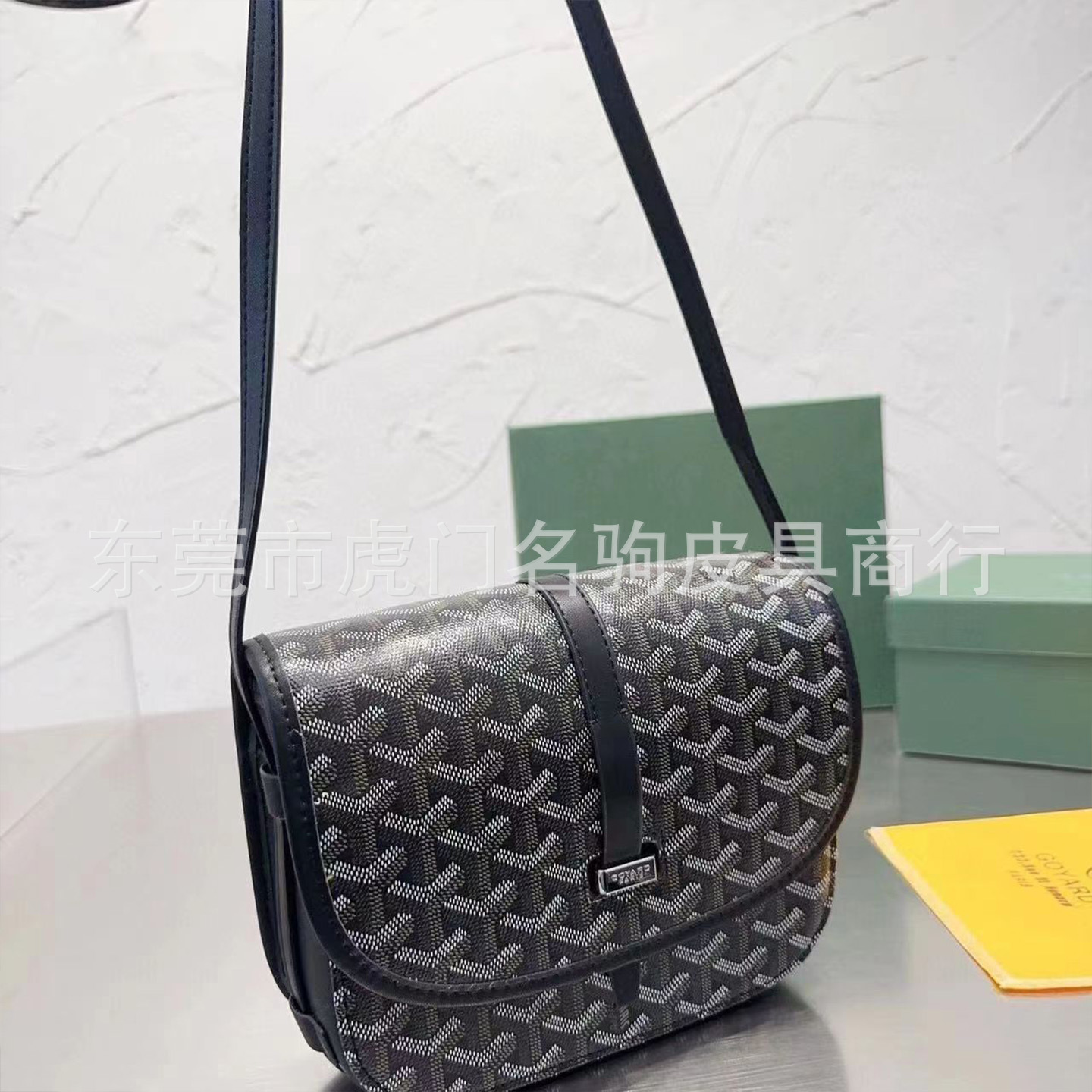 검은색