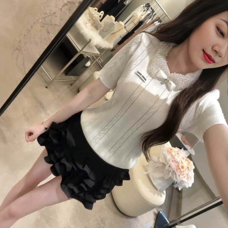 2026 Summer New Heavy-Duty Beaded Doll Collar Thin Knit Top Women's Short-Sleeve Lace Blouse 2026 Summer New Heavy-Duty Beaded Doll Collar Thin Knit Top Women's Short-Sleeve Lace Blouse