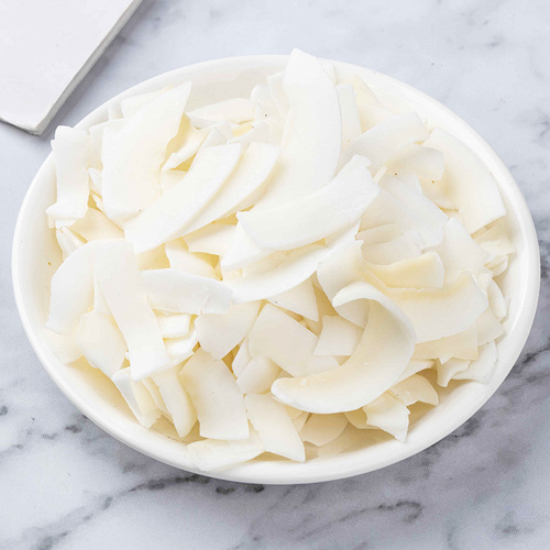 Wholesale Hainan coconut flakes bulk coconut copra 500g coconut chips ready-to-eat snacks for children and pregnant women to satisfy their cravings