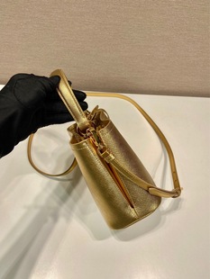 ��ɫˮͰ��1BA373��ɫȡ��SaffianoƤ���ܾ̓����OӋŮʿ����