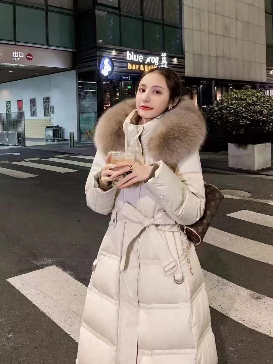 2025 新しい膝上ウエストスリムホワイトダックダウン肥厚冬コート韓国スタイルビッグファー襟ロングダウンジャケット女性のための