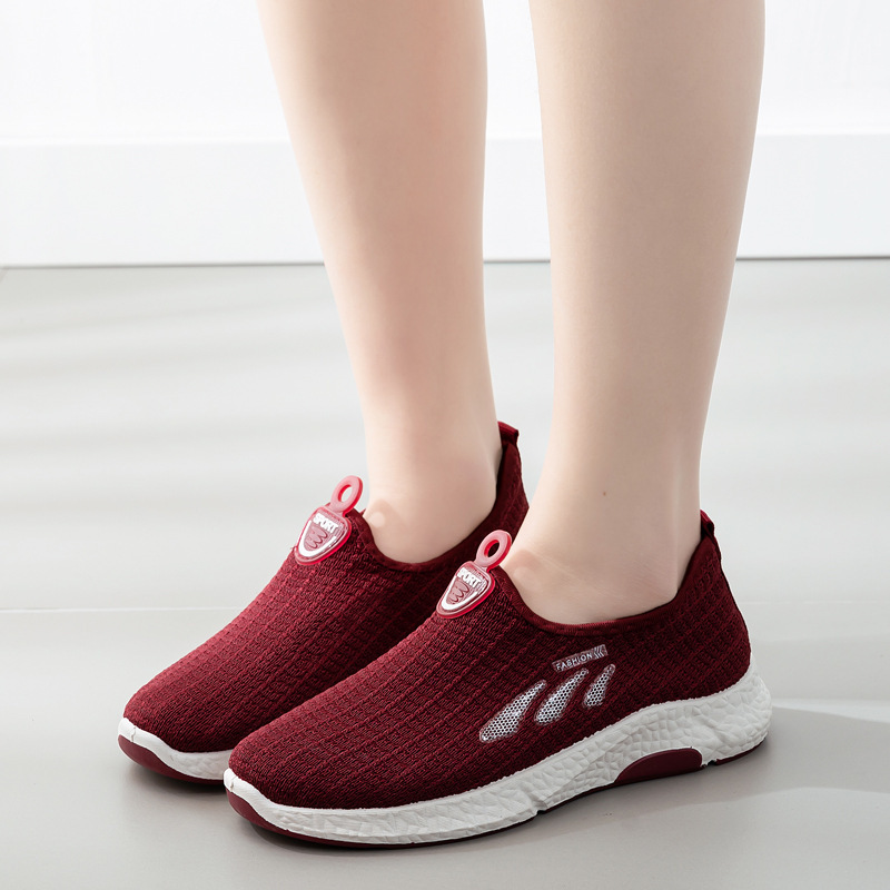 Sports Casual Shoes for Women, Autumn Trend, Versatile Low-Cut Fly-Knit Jogging Slip-On Women's Shoes, Walking Shoes, Wholesale Breathable