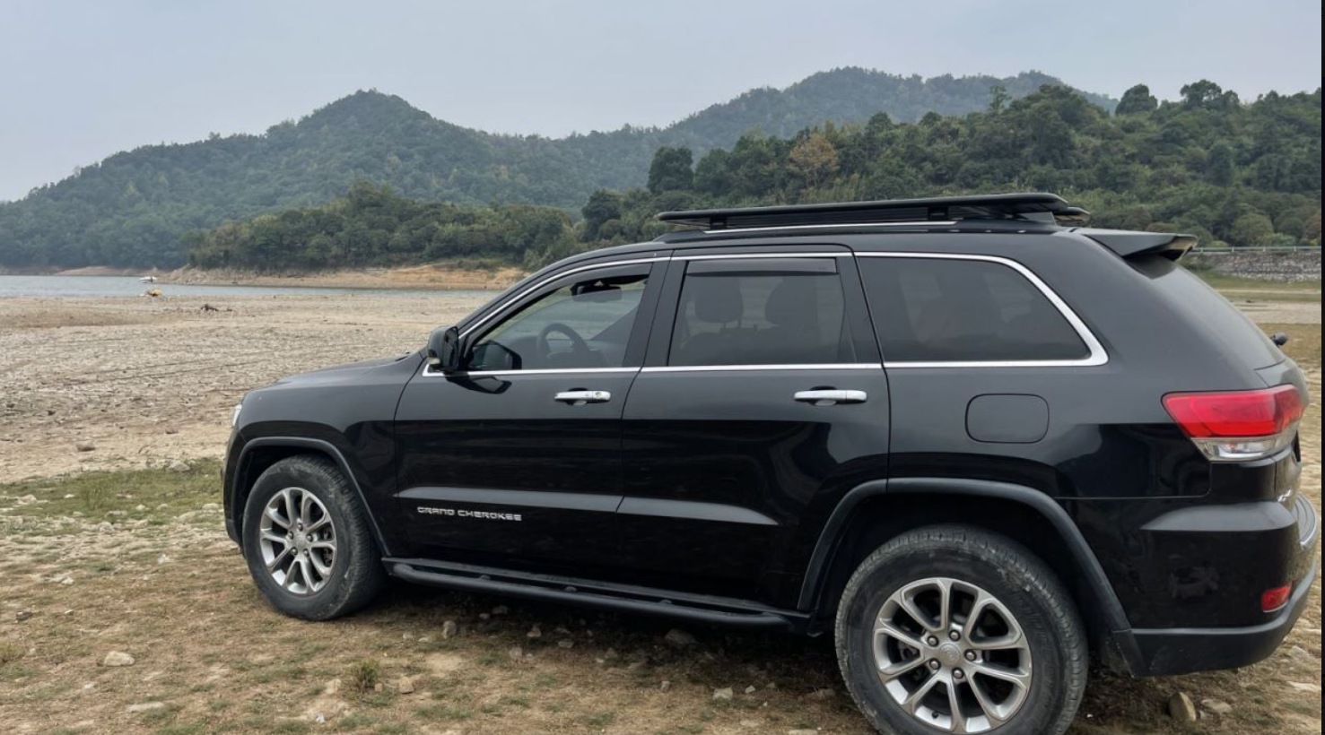 Grand Cherokee roof platform special car roof flat luggage frame expansion platform travel rack