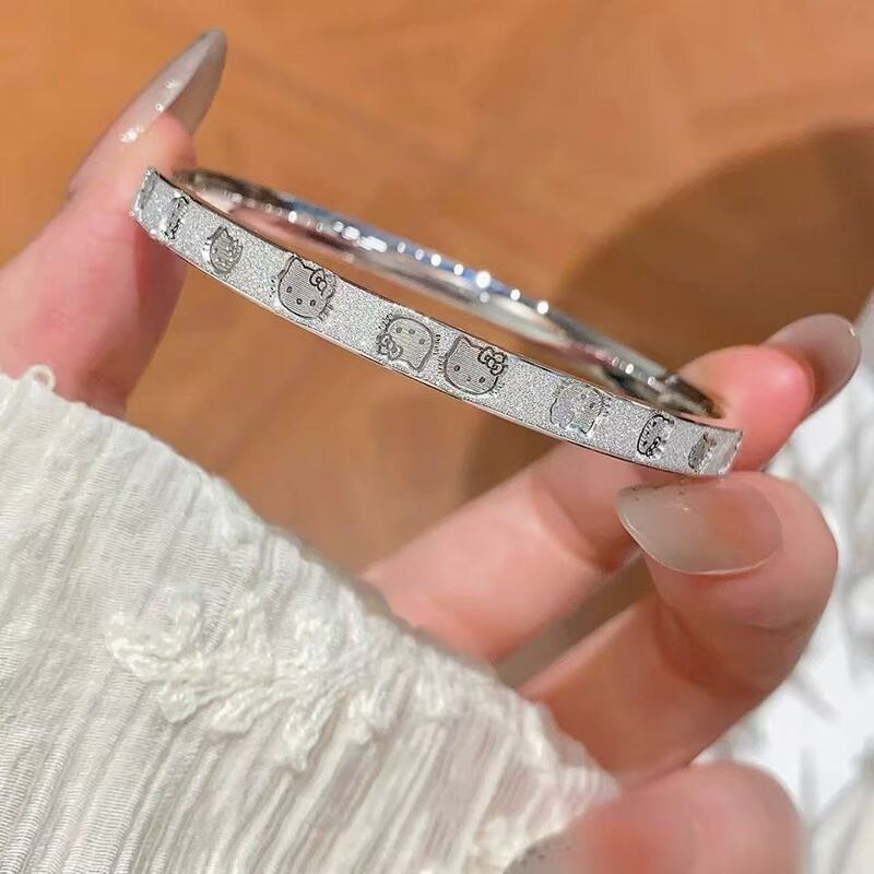 9999 pure silver shimmering cat bracelet, frosted closed-end starry sky KT cat silver bracelet, gift for girlfriend's birthday 9999 pure silver shimmering cat bracelet, frosted closed-end starry sky KT cat silver bracelet, gift for girlfriend's birthday