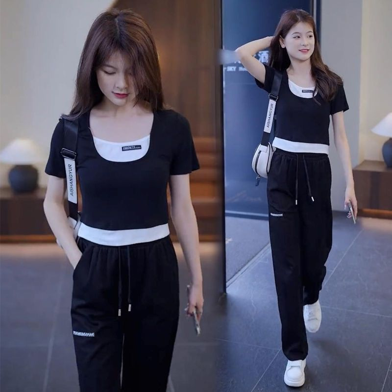 검은색