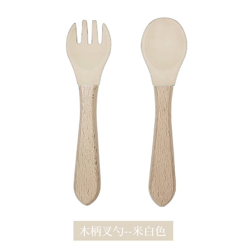 미색 나무 포크와 스푼