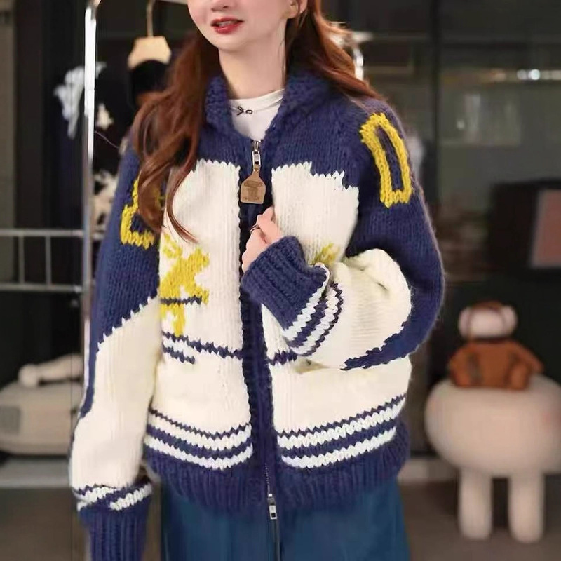 Korean Urbanic30 Autumn and Winter New Christmas and New Year Elk Knitted Sweater Cardigan Lazy Zipper Jacket for Women