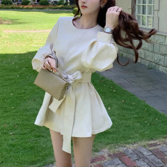 米兰达 秋季时髦通勤风西装连衣裙女高智感气质显瘦西服裙中长款