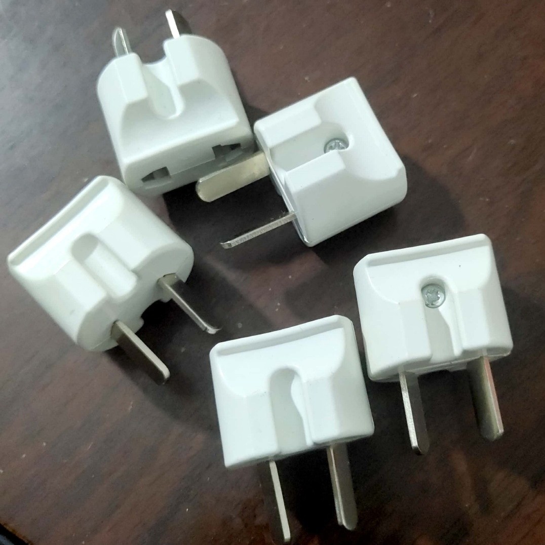 澳大利亚八字脚转换插头插座澳大利亚新西兰旅行转换插头