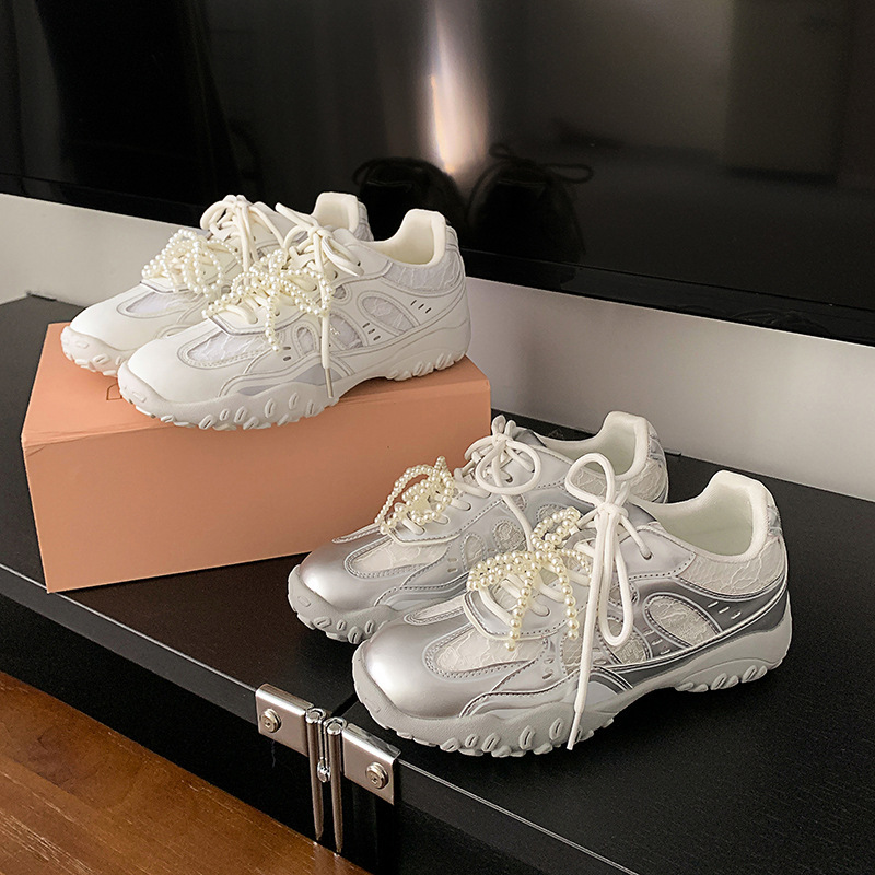 Cowhide 2025 Spring and Summer New Crescent Lace Pearl Casual Training Shoes Women's Forrest Gump Shoes