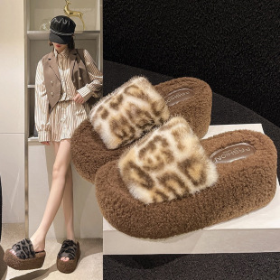 �¿�y���ëë��ЬŮʿ�ﶬ�p��8���ֵ�ë�ϕr���⴩ܛ������