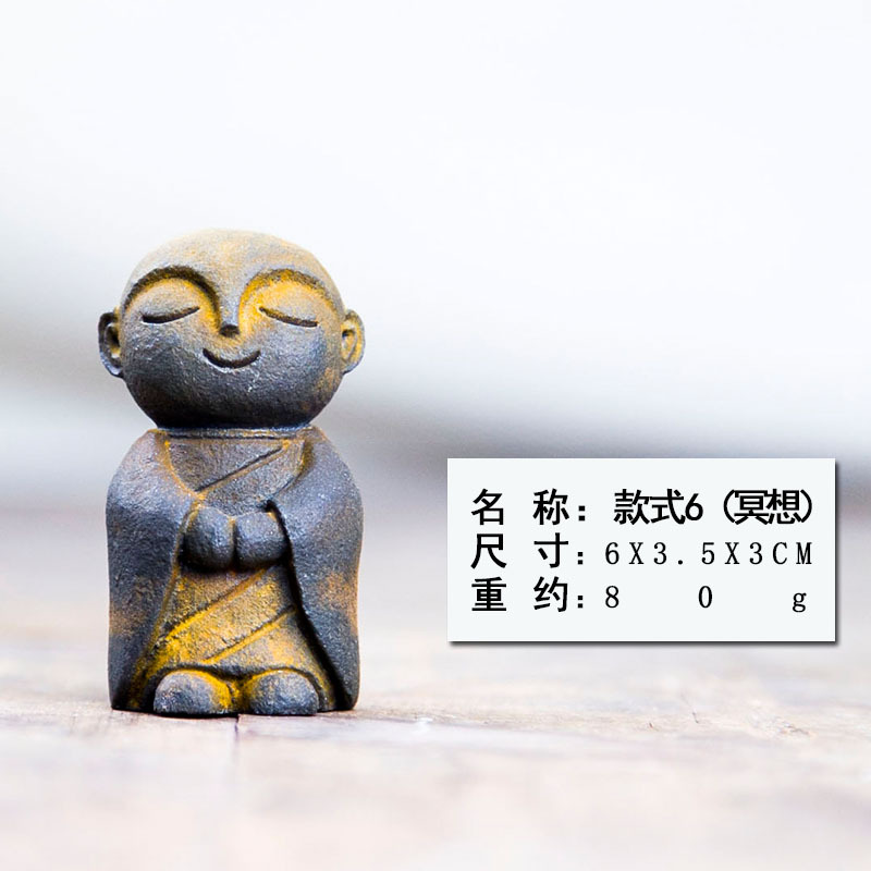 일본식 작은 스님-명상-녹슨 스타일