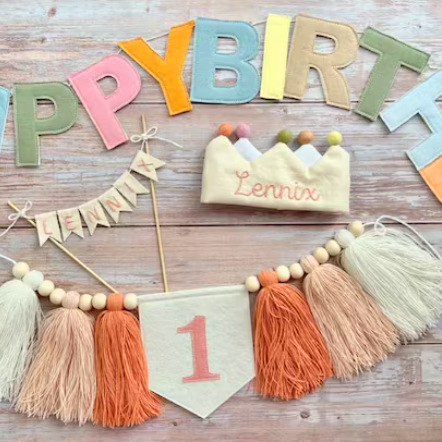 Bebé hecho a mano en felt libro tranquilo libro de los sentidos ocupado libro suave Montessori inspirado juguete de viaje