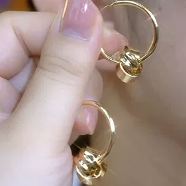 耳环;项链;耳钉