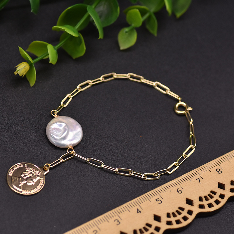 Human head, set, bracelet