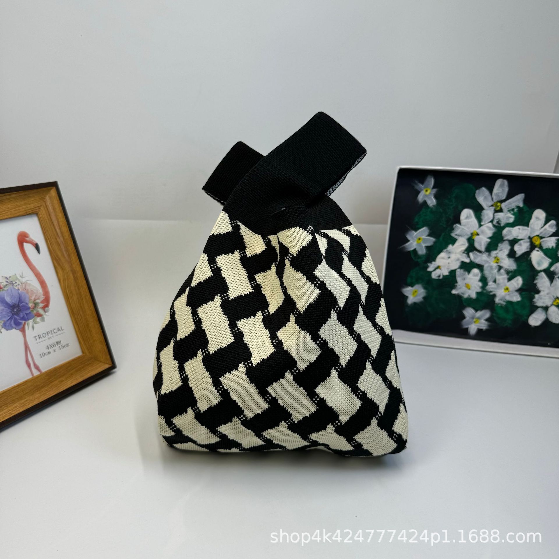 INS bolso de celebridad de Internet bolso de cubo de lana de punto para mujer bolso de mano casual bolso de mano de estilo japonés y coreano bolsa de Almuerzo