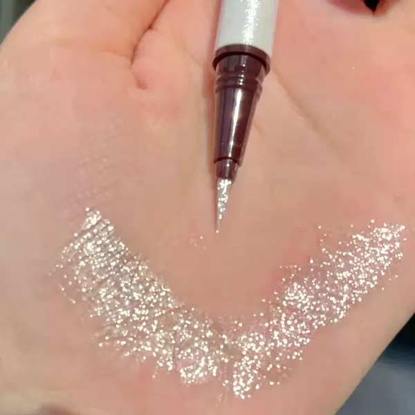 Diamond Tears Feeling ~ Ultra-Fine Sparkling Waterproof and Sweat-Proof Liquid Eyeliner Pen to Brighten Pearlescent Silkworm Pen, Long-Lasting and Non-Smudged