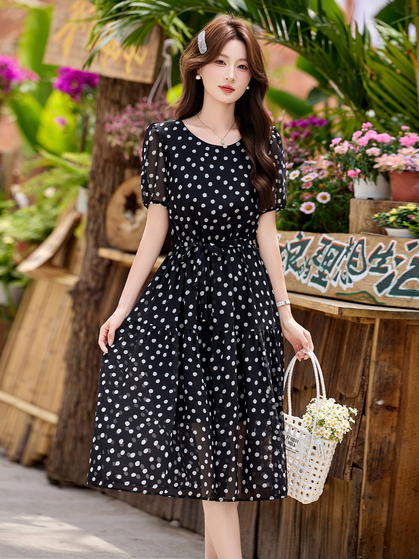 Đầm maxi nữ thắt eo chấm bi tay ngắn phong cách thời trang — màu đen, màu trắng