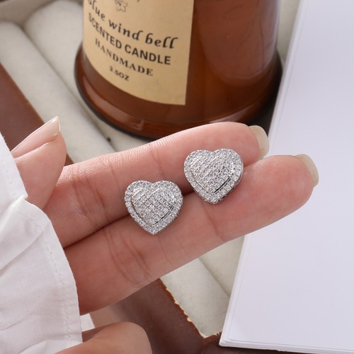 New Fashion Copper Micro-set Diamond Heart Stud Earrings for Ladies, Heart-shaped Earrings as Wedding Anniversary Gift