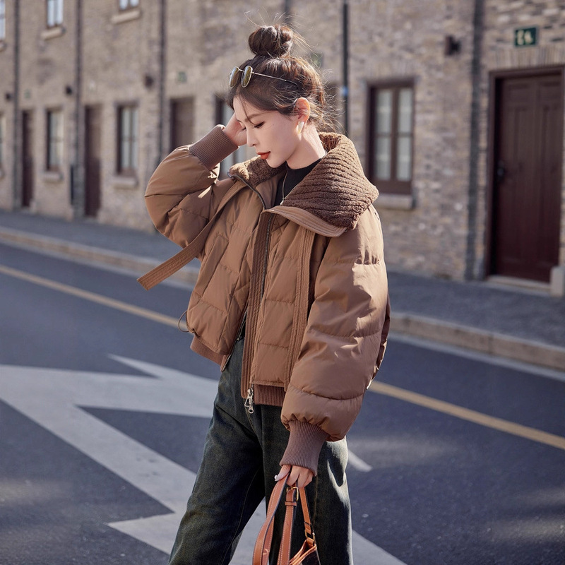 Women's Winter 2025 New Small Short Thick Loose Ultra-Light Puffer Jacket with Large Lapel