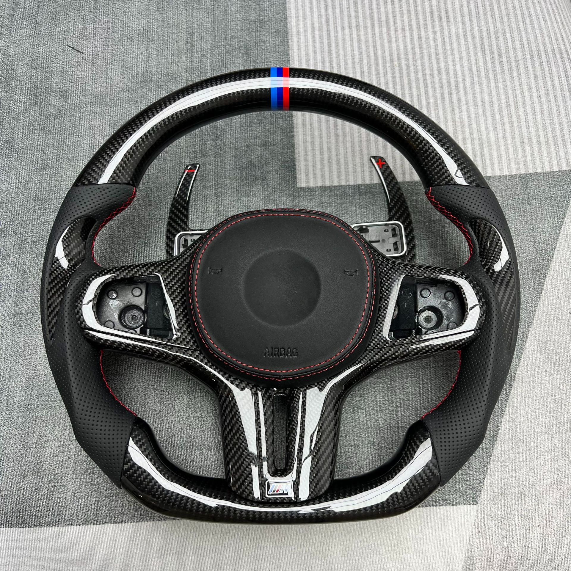 Suitable for Bmw Carbon Fiber Steering Wheel Processing and Customization, G38/G Chassis/Steering Wheel Full Series Upgrade Modification