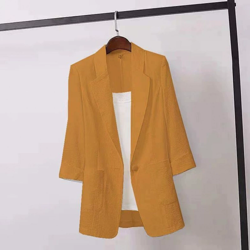 Short fitted jacket, Korean style, bright catchy style