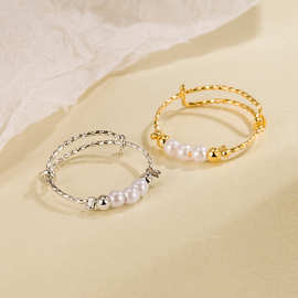 三颗珍珠戒指女款高级感可调节小众设计时尚百搭日常通勤高仿珍珠