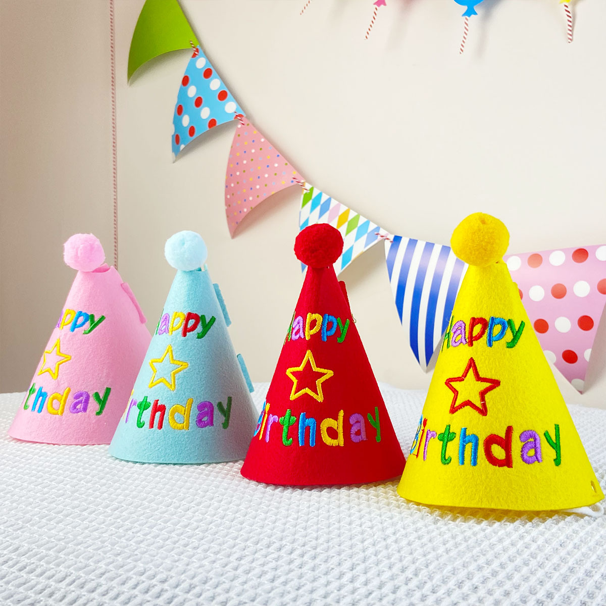 Праздничный конусный колпак для собак Sonos Happy Birthday